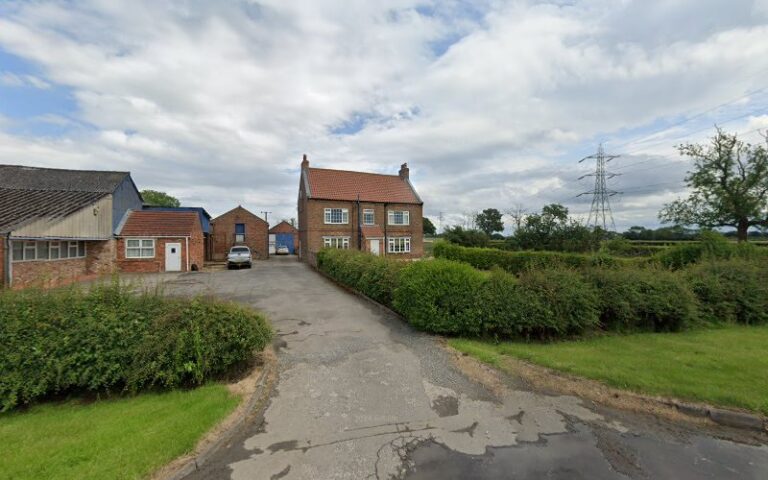 crew cuts dog grooming salon and mobile services glasgow 1 768x480