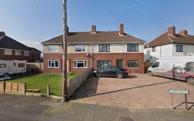 doghouse grooming paisley 1 768x480