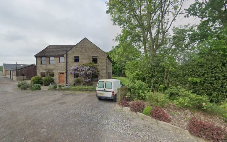 pampered pooch dundee 1 768x480