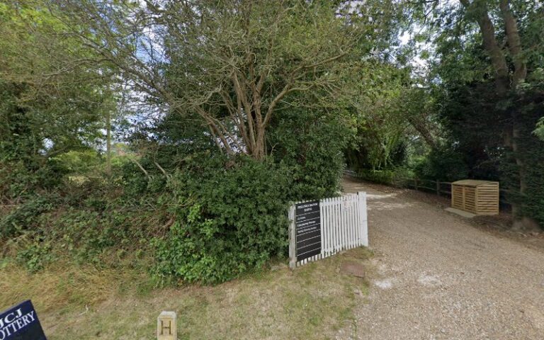 rebel paws grooming tidworth 1 768x480